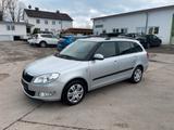 Skoda Fabia 1.2 TSI Kombi *1.HAND*SHZ*PDC*AHK* - gebrauchte Skoda Fabia aus dem Jahr 2012