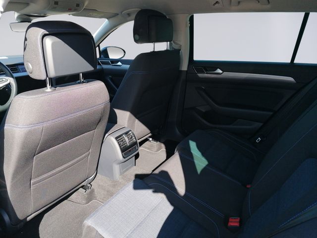 Passat Variant GTE KAMERA+AHK+MATRIX+PARKLENK