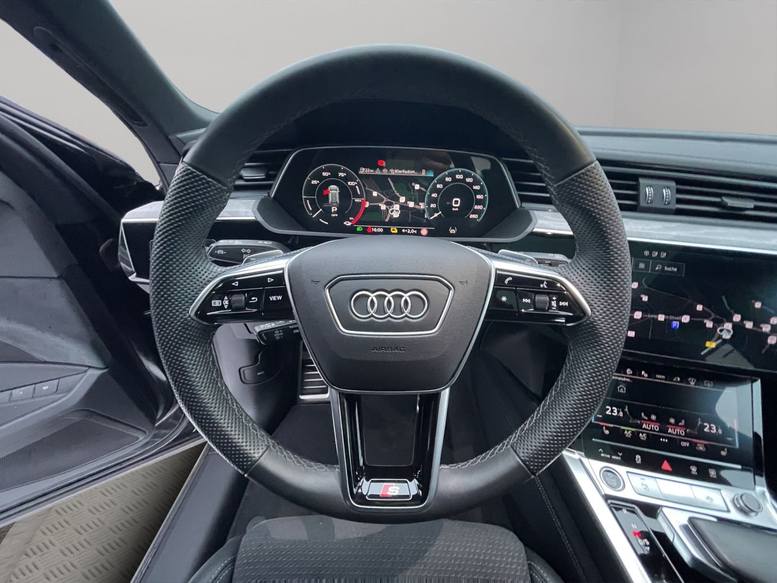 Audi Q8 e-tron - Bild 13