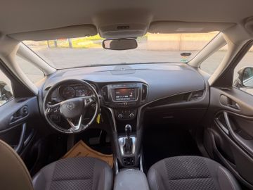 Opel Zafira - 11
