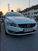 Volvo V60 T4 Geartronic Summum  - Volvo V60 in Essen
