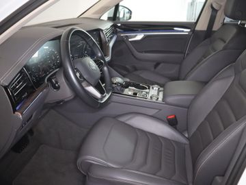 Volkswagen Touareg - 9