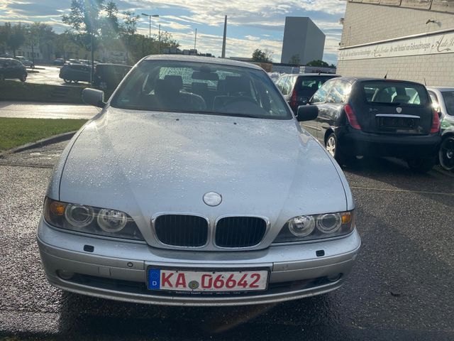 BMW 530i A