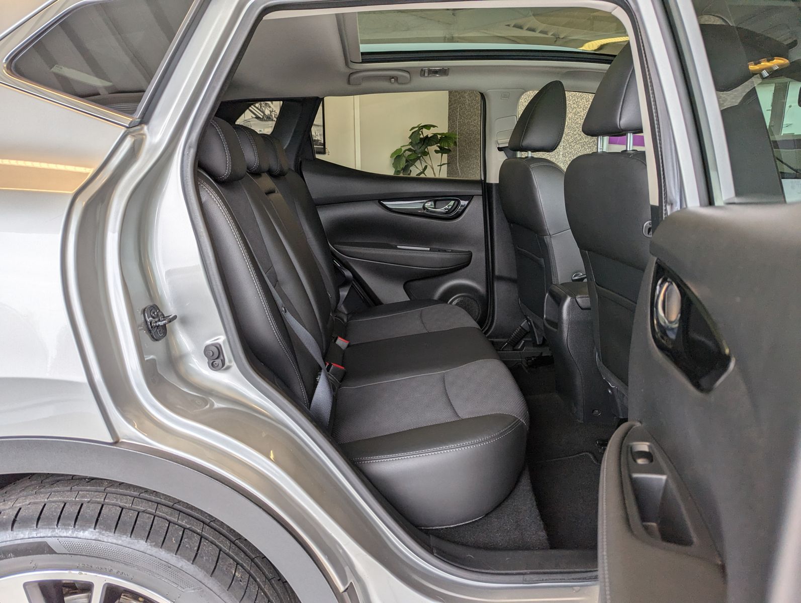 NISSAN Qashqai 1.5d Tekna LED T-Leder 360° Pano AHK 19" - Image 17