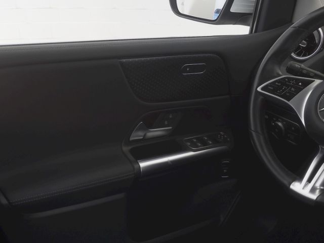 B 200 PROGRESSIVE DCT+AHK+NAVI+RÜCKFAHRKAMERA+LE