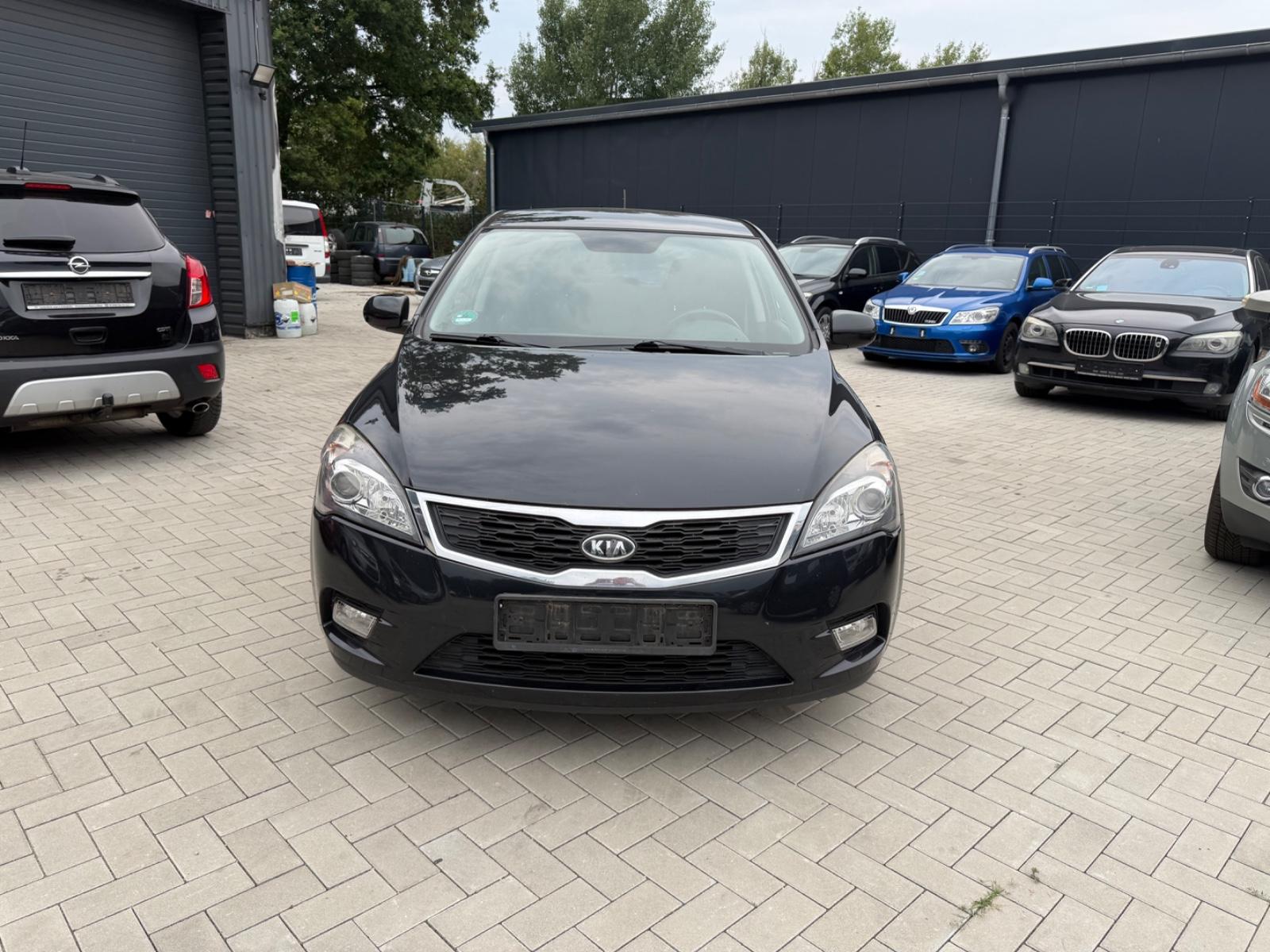 Kia ANDERE Ceed Vision 1.4