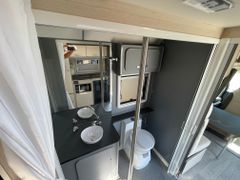 Across AERO 651 CPH | *Rollstuhlgerecht mit hydr. Lift*