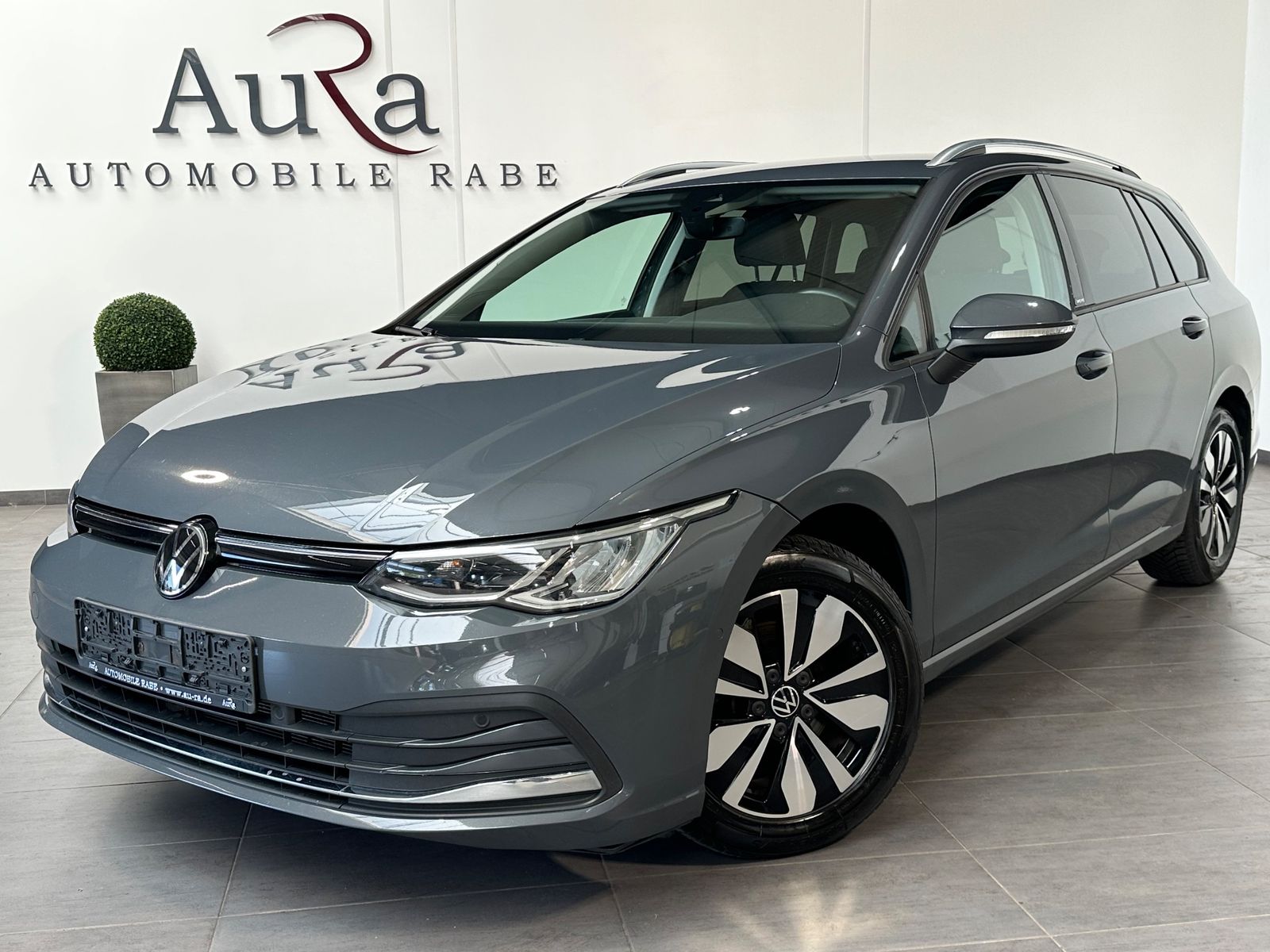 Volkswagen Golf Variant 1.5 eTSI DSG MOVE NAV+LED+ACC+PP