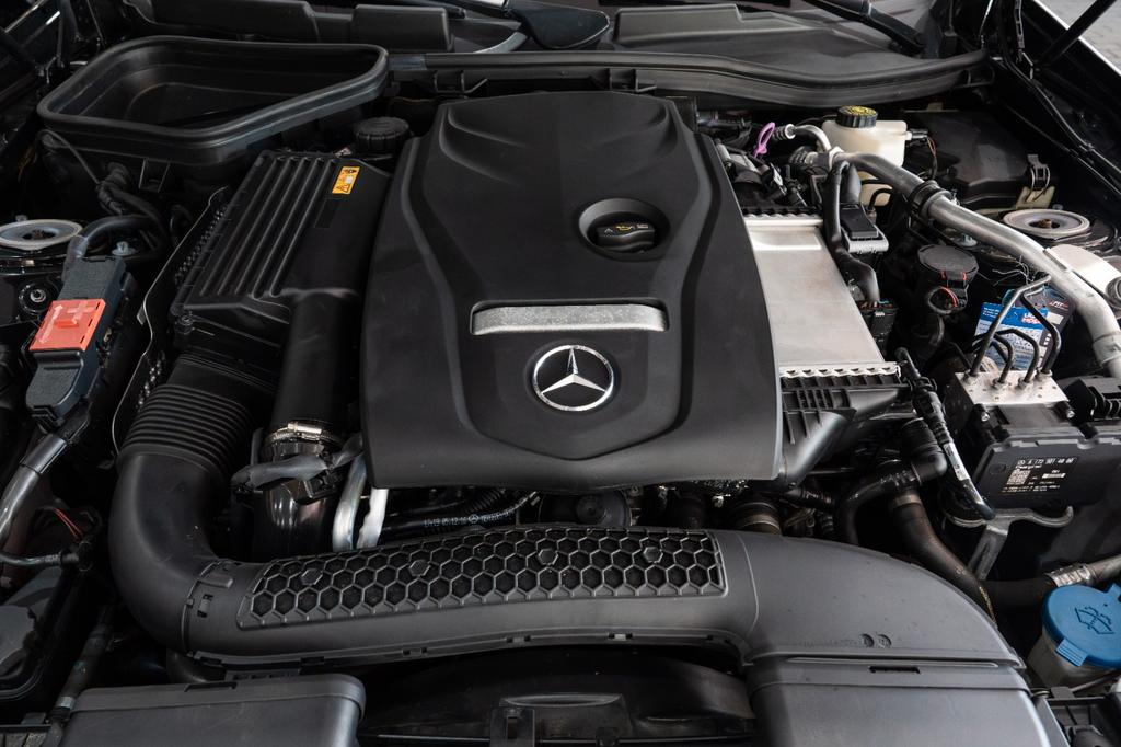 Mercedes-Benz SLC 300