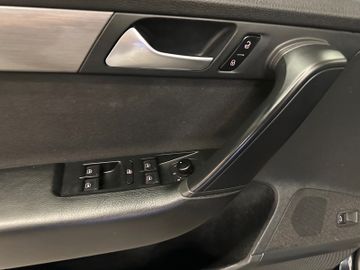 MYAUTOCENTER – Gebraucht- und Jahreswagen mit Werkstattservice in Pfaffenhofen Volkswagen Passat Variant Comfortline BlueMotion *AHK*Klima