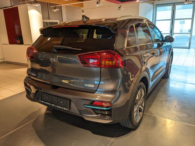 Kia e-Niro Spirit 204 PS 3-Phasen Lader