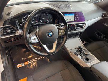 BMW 318d Touring  *1.HAND*19%MWST.*PANO*NOTRUFSYSTEM