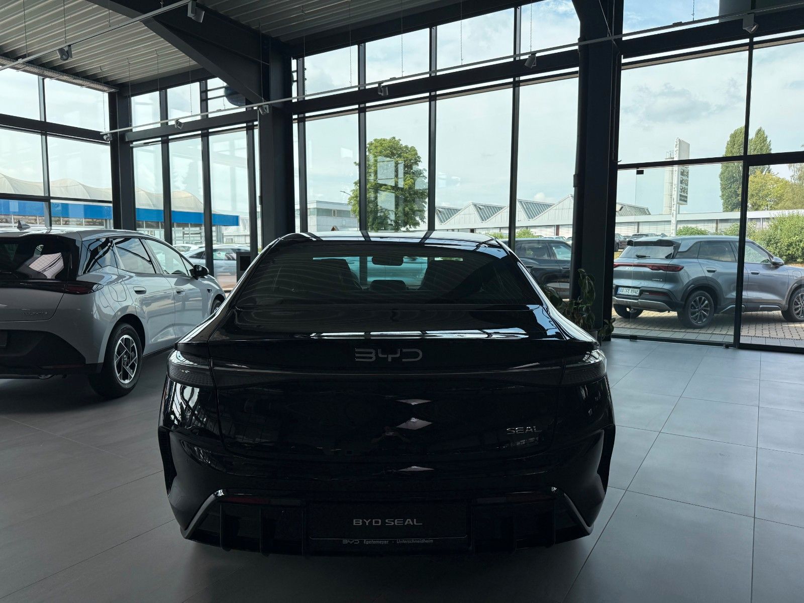 BYD SEAL