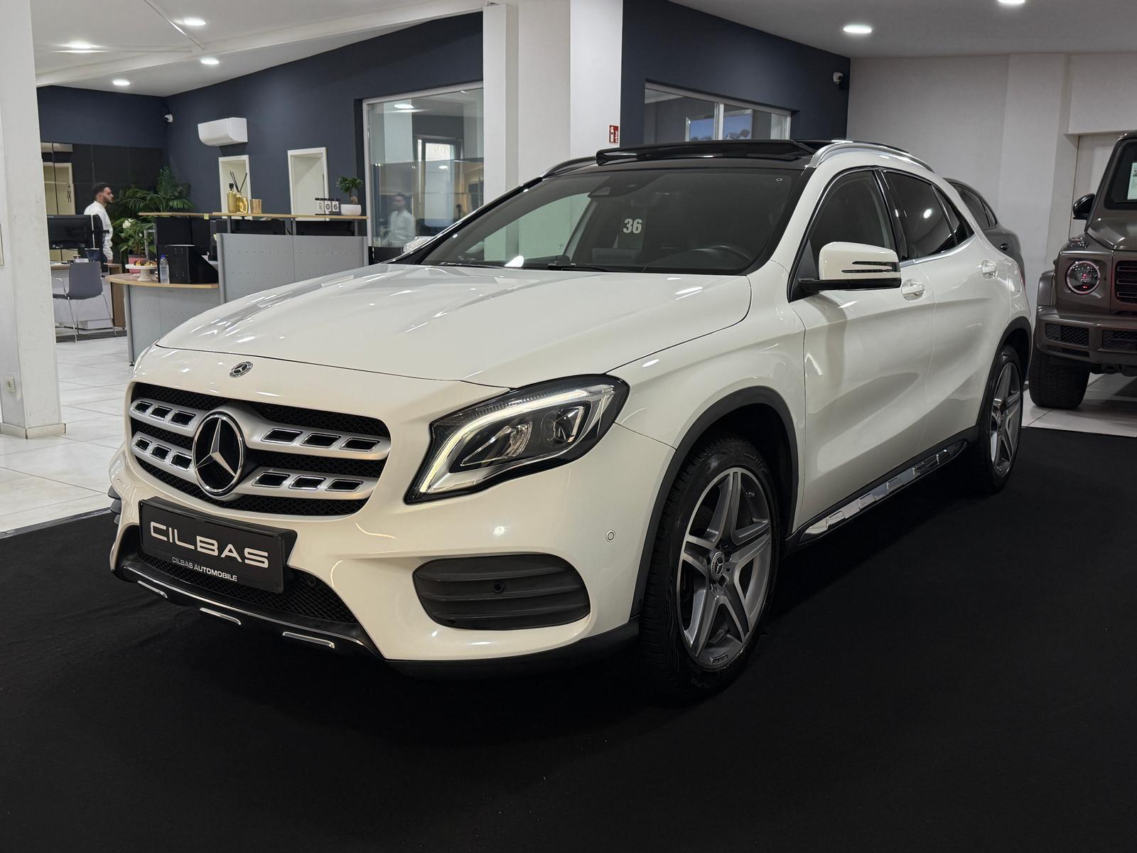 Mercedes-Benz GLA 180 AMG-LINE*PANORAMA*KAMERA*LED*AMBIENTE*