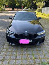 BMW M550i xDrive Vollaust. Garantie bis 10.2027 - BMW M550 aus 2022