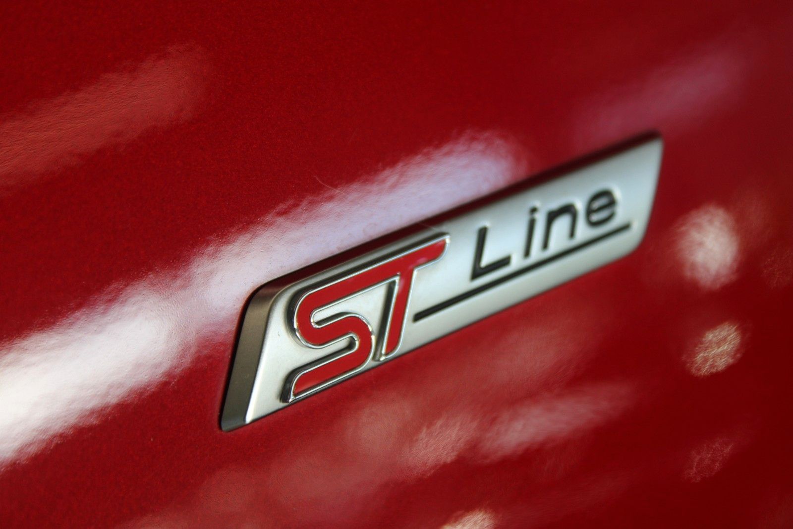 Fahrzeugabbildung Ford Puma ST-Line Vignale Aut. Bi-LED B&O PANO LEDER