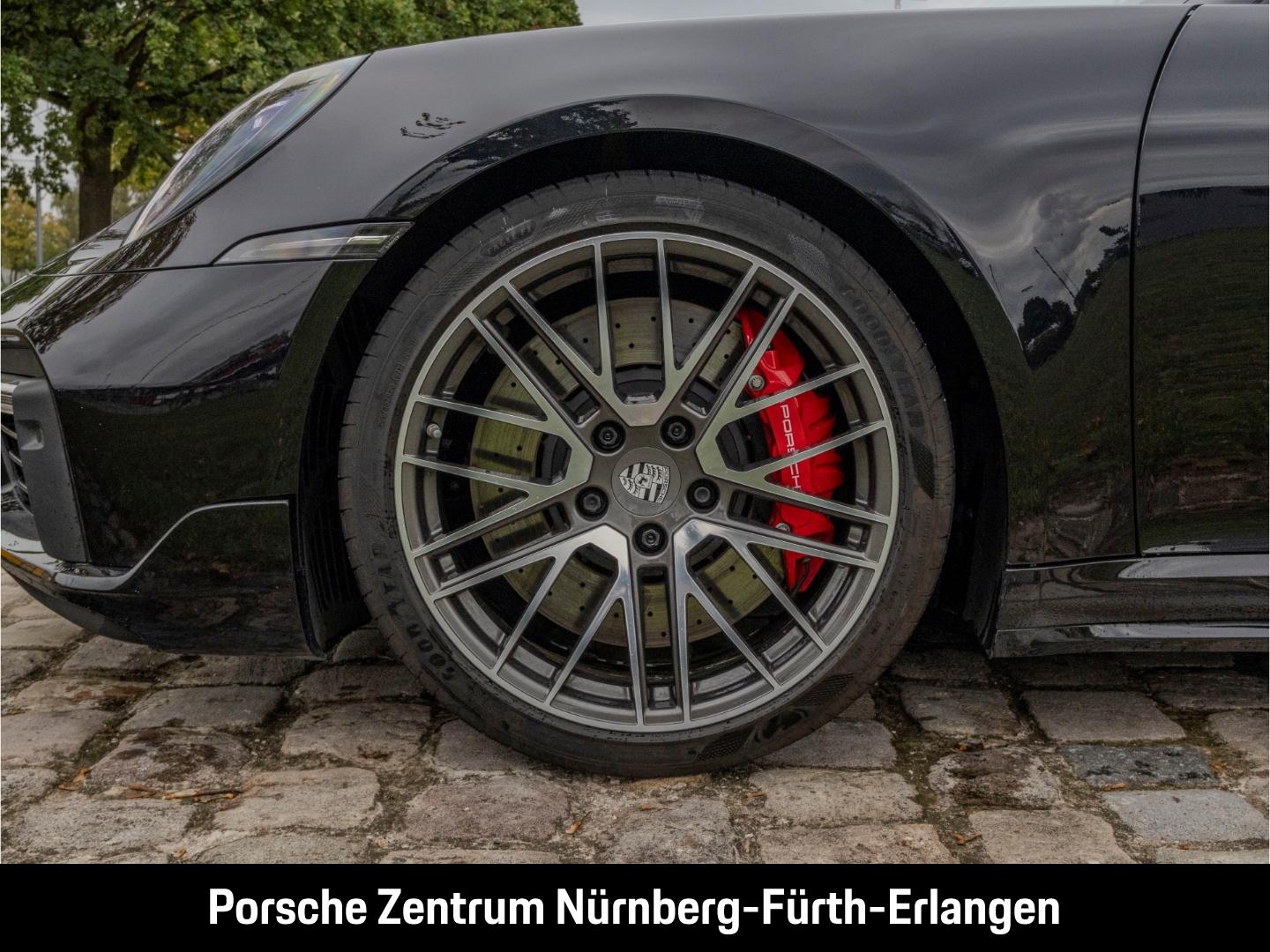 Porsche 992 911 Turbo Cabriolet LED-Matrix Sportabgasanl