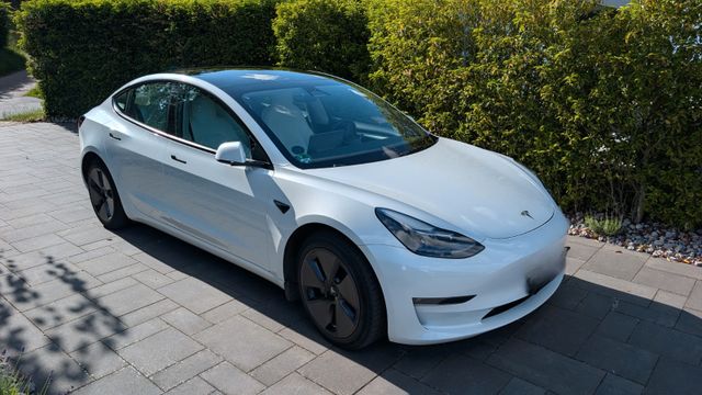 TESLA Model 3 Allrad Long Range Dualmotor