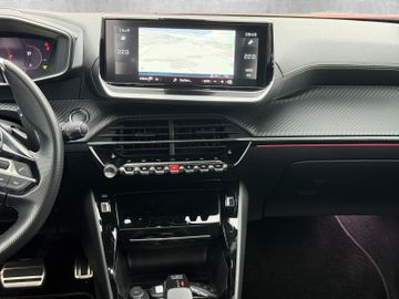 Peugeot 2008 1.2 PureTech 130 GT Pack Kam.+KeyLess+LED