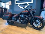 Harley-Davidson CVO Road King 110 Custombike - HARLEY-DAVIDSON ROAD KING CUSTOM