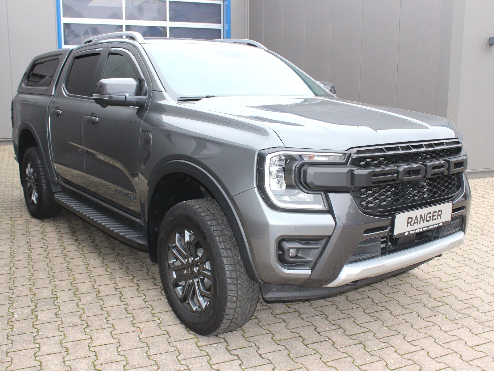 Fahrzeugabbildung Ford Ranger Plug-in-Hybrid Wildtrak e4WD Doppelkabine