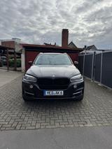BMW X5 xDrive30d -Panorama, Had Up Display .VOLL - BMW X5 von privat