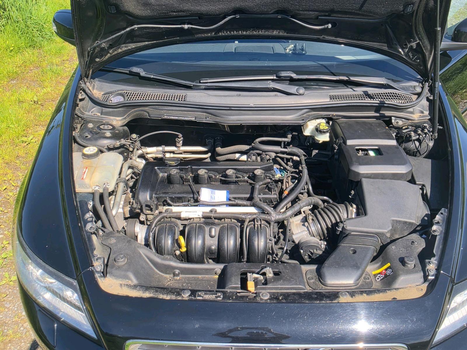 Volvo V50 2010 — photo 8