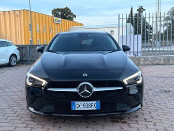 Mercedes CLA 180 Shooting Brake - 2