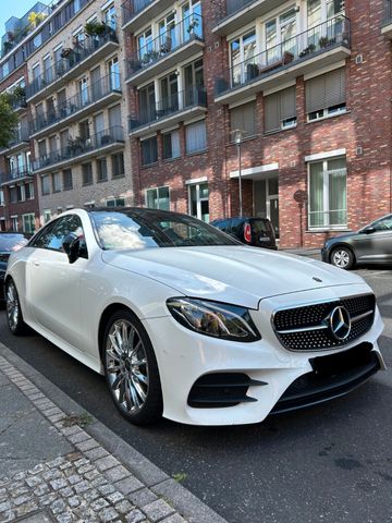 MERCEDES-BENZ E 220 d Coupe Autom. -