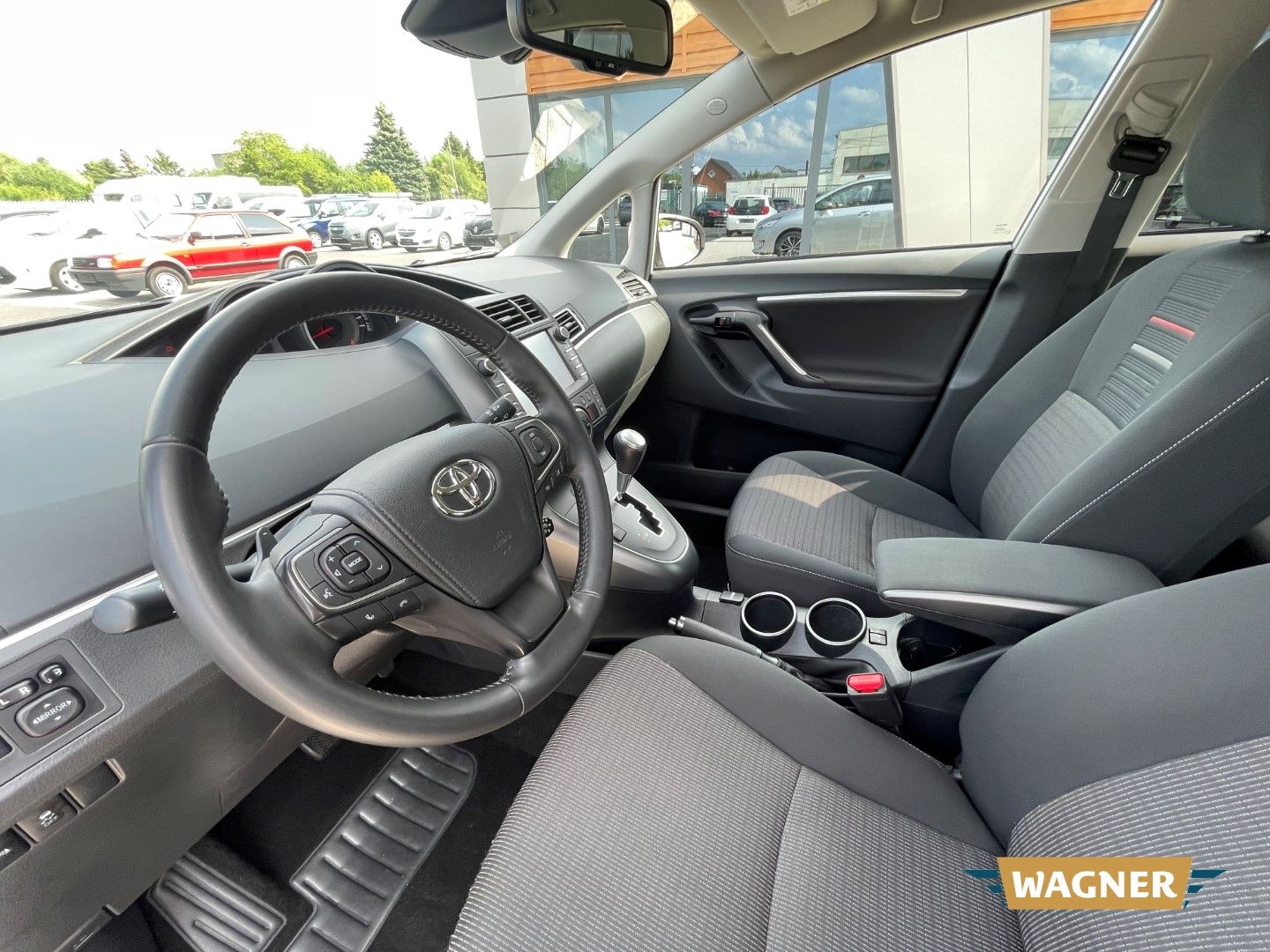 Fahrzeugabbildung Toyota Verso Edition-S+ 1.8 Klimaautomatik