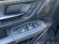 Fahrzeugabbildung Dodge RAM 1500 Limited Night RAMBOX MFT NAP Dt.Fzg.