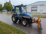 Iseki 3030 Traktor 4X4 Schlepper*Schneeschild*Fräse - Iseki LKWs