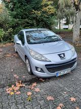 Peugeot 207 CC Premium HDi FAP 110 Premium - Peugeot 207 Premium mit Diesel-Antrieb