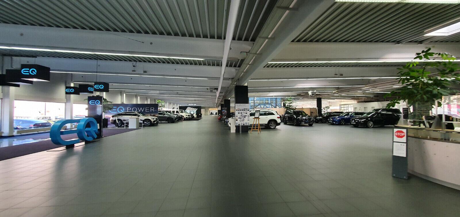 showroom-image-main