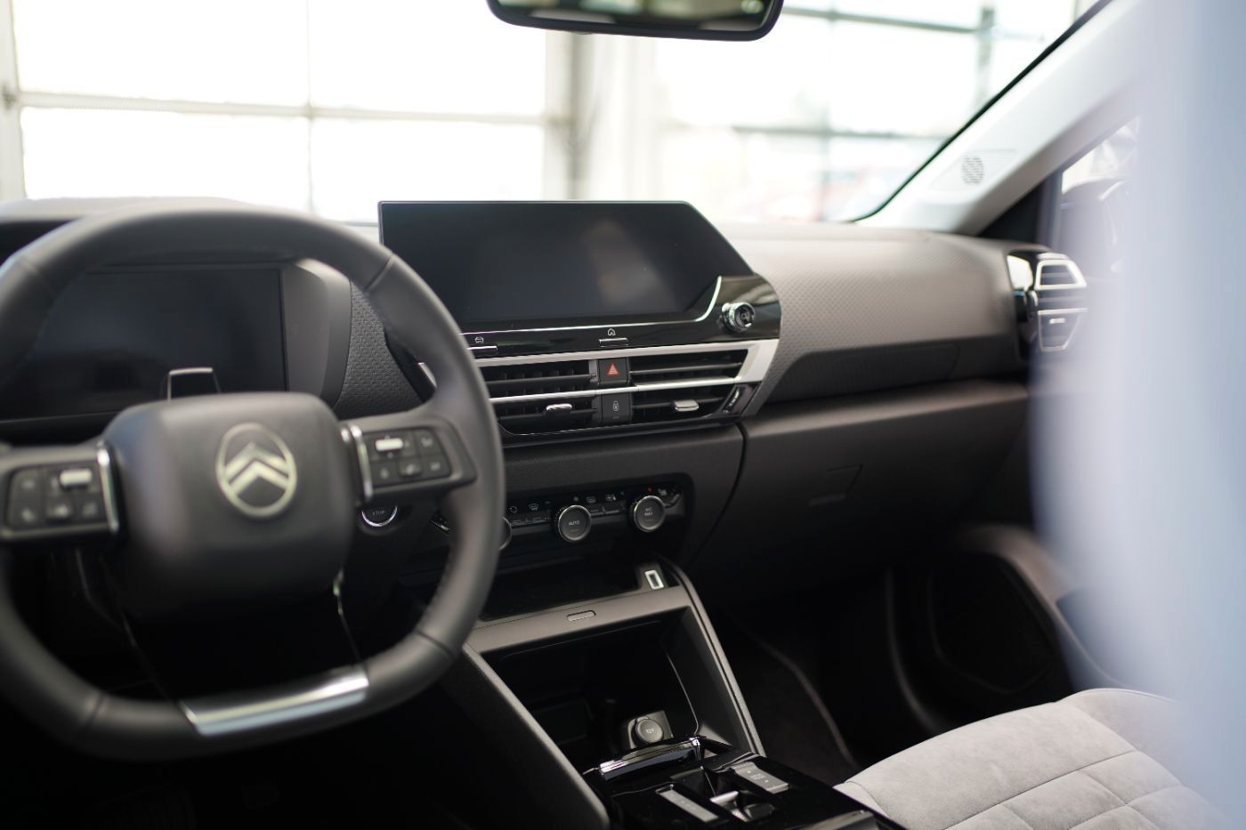 Fahrzeugabbildung Citroën C4 Hybrid 145 DCS6 Max *** Vollausstattung ***