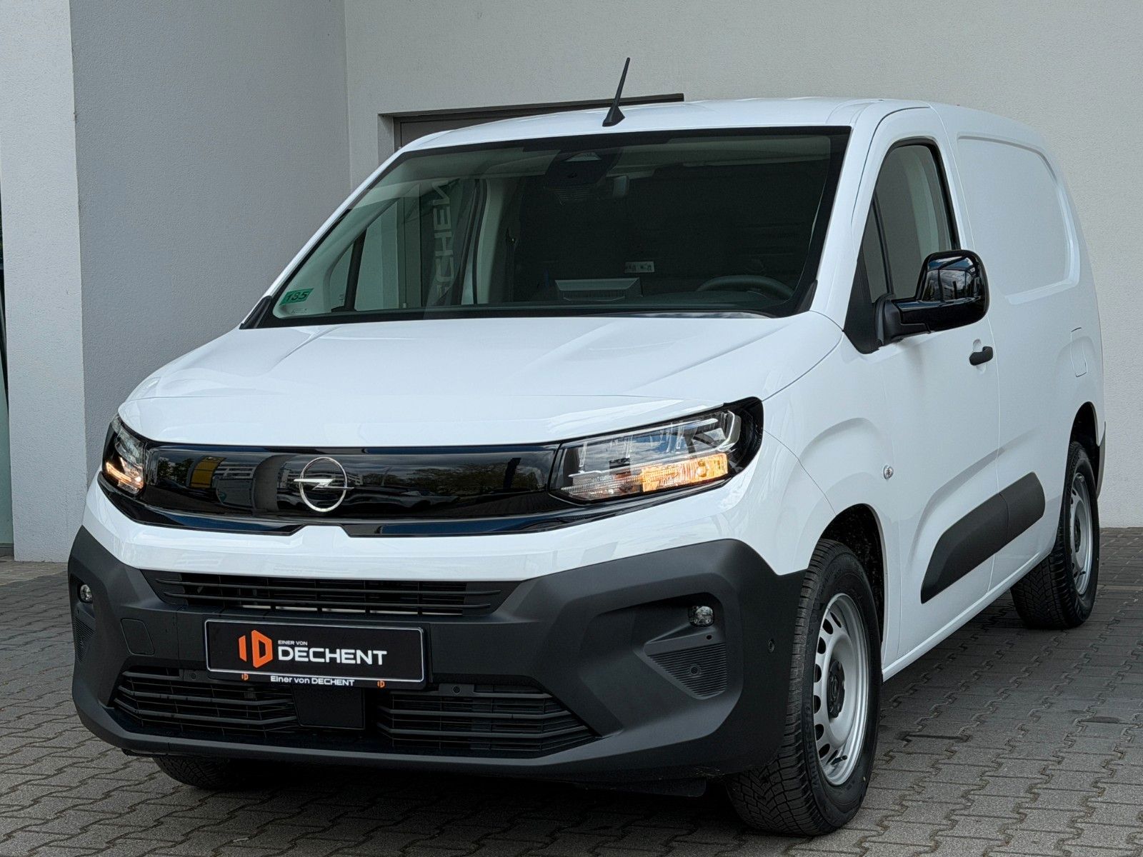 Fahrzeugabbildung Opel Combo E Cargo 1.5 D Basis erhöhte Nutzlast XL