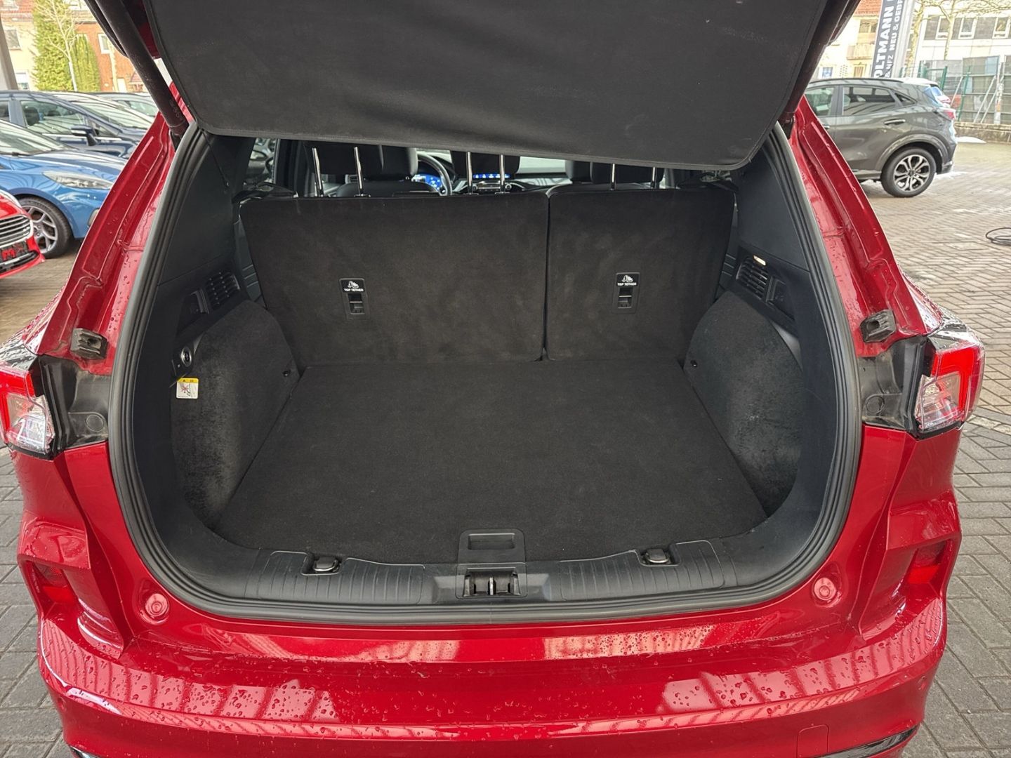 Fahrzeugabbildung Ford Kuga Hybrid ST-Line X ALLRAD Kamera Winterpaket