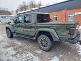 Jeep GLADIATOR MY22 Overland 3.0l V6 MultiJet 194 kW - Jeep Gladiator Overland Gebrauchtwagen