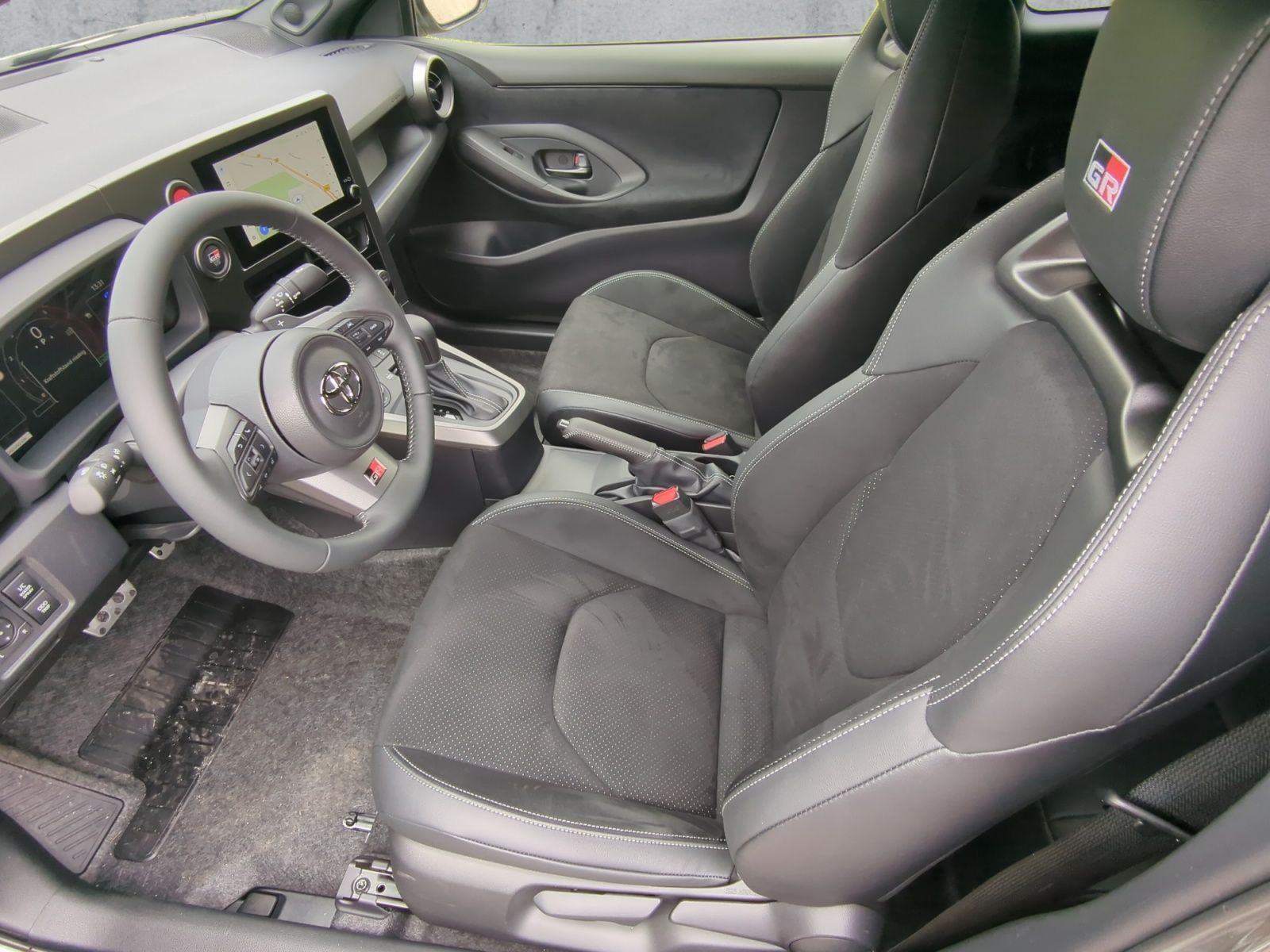 Toyota Yaris - Bild 12