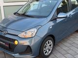 Hyundai i10 1.0 Trend/1.HAND/KLIMA/NUR.14.000KM!/8FACH - Hyundai i10 in Ludwigshafen