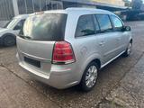 Opel Zafira B Edition 7 Sitze Klima SHZ - Opel Zafira in Hamm