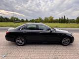 Mercedes-Benz E220d 4MATIC-AMG-line/Burm./Akus. Komf./HeadUp - Mercedes-Benz 220 in Frankfurt (Main): A