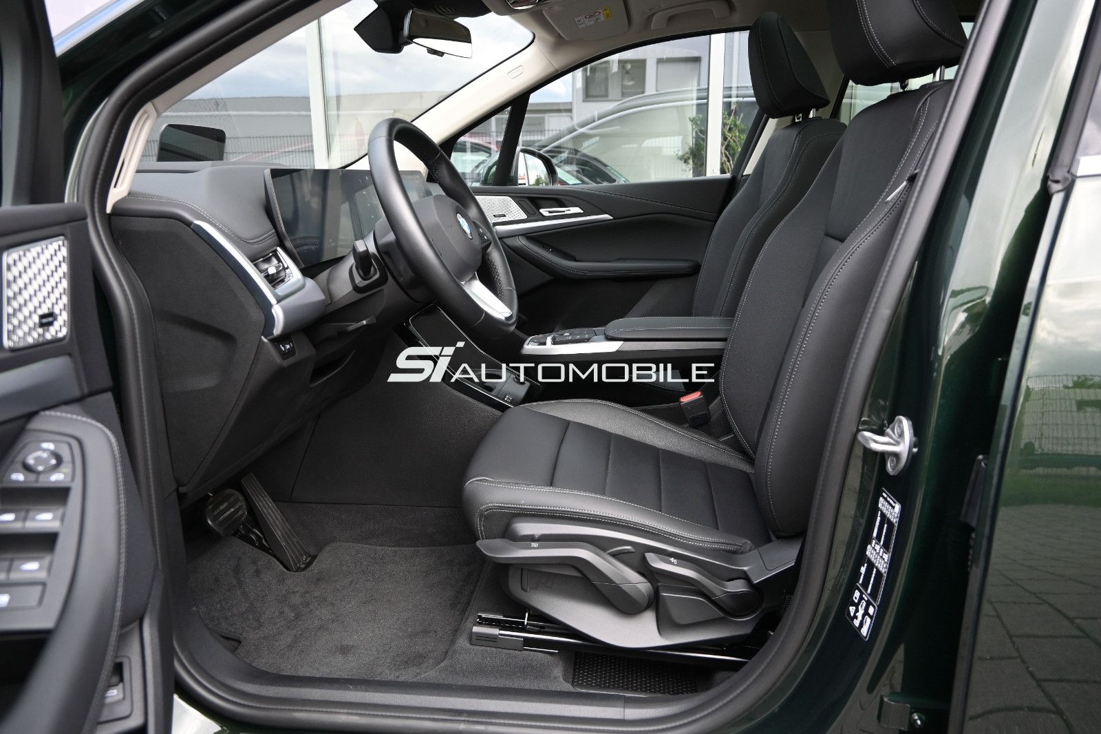 Fahrzeugabbildung BMW 223d xDr Active Tourer Luxury °ACC°HUD°PANO°360°