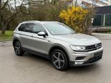 Volkswagen Tiguan 2.0 TDI SCR DSG BMT 4MOTION Highline - Volkswagen Gebrauchtwagen in München