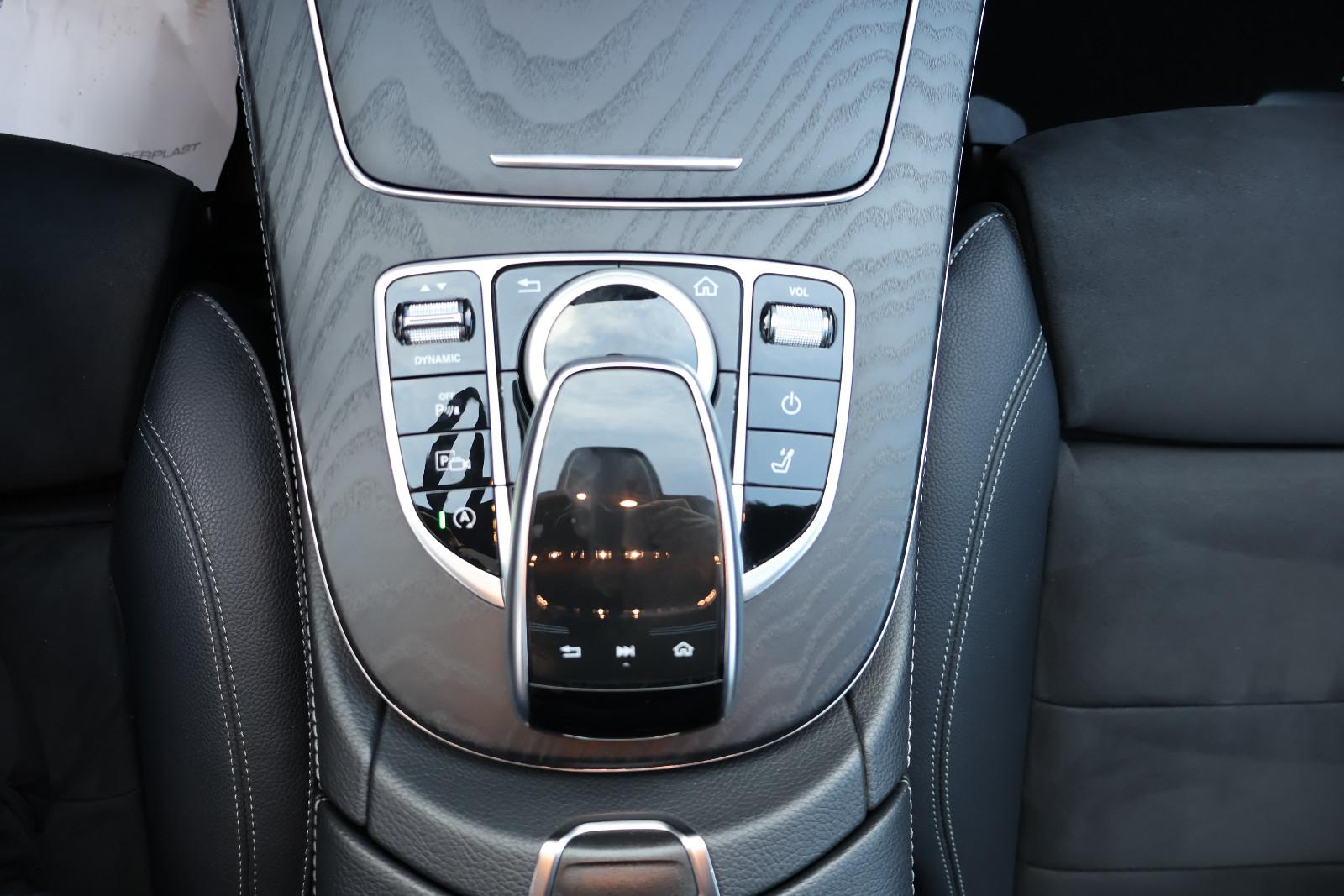 Mercedes-Benz E 200 E T-Modell AMG SPORTPAKET  Mild Hybrid