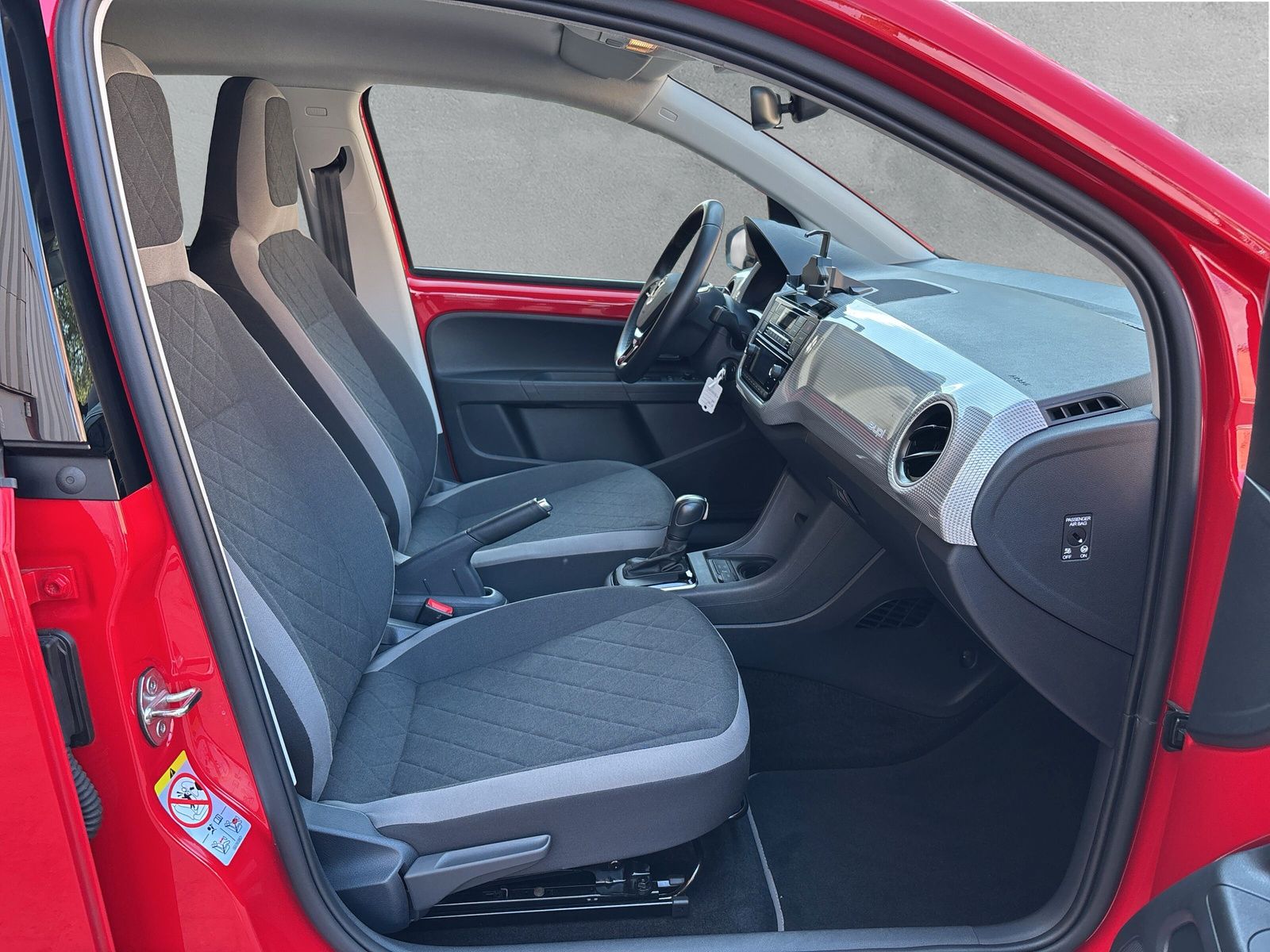 Fahrzeugabbildung Volkswagen e-up! Style Plus SHZ Tempomat Kamera