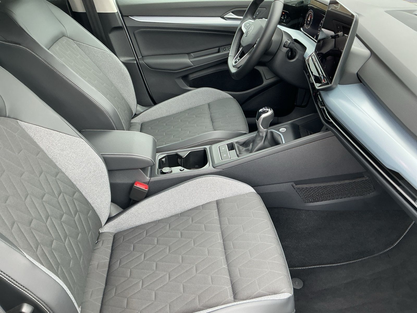 Volkswagen Golf - Bild 13