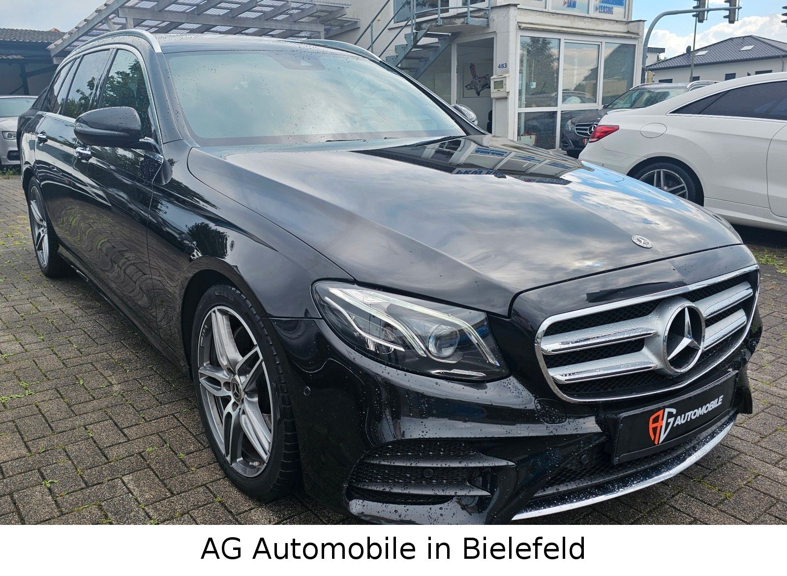 MERCEDES-BENZ E 220d  T  "AMG-Line" MB100"