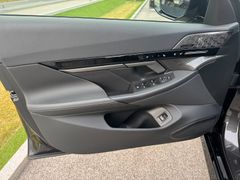 BMW 540 d xDrive M Sport Pro /Pano/21" Alu /AHK BMW 540 d xDrive M Sport Pro /Pano/21" Alu /AHK