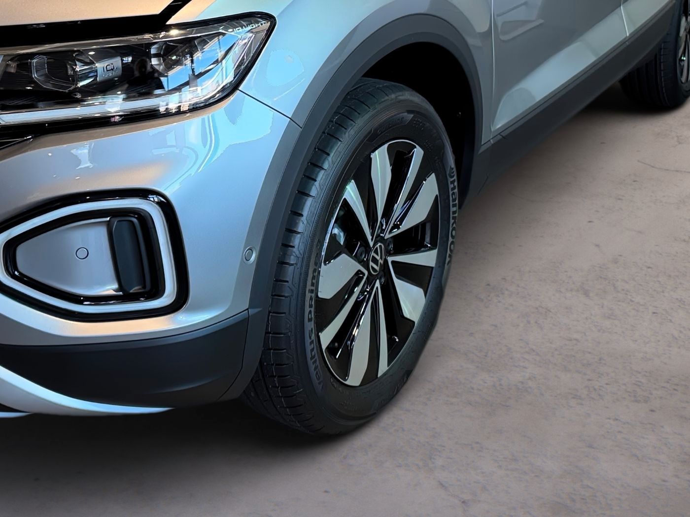 Volkswagen T-Roc 1.5 TSI Goal DSG AHK NAVI LED KLIMA foto 4